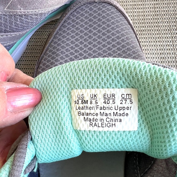 Ryka Sneakers size 10.5 - almost new - Picture 5 of 6